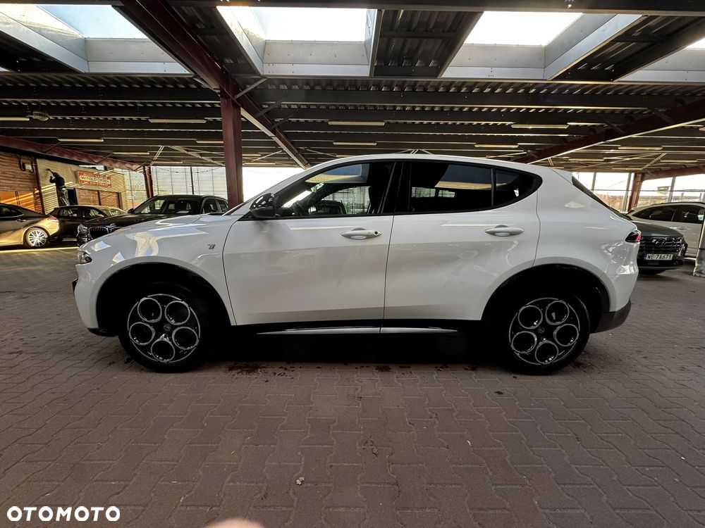 Alfa Romeo Tonale 1.5 T4 GSE mHEV TI DCT - 4