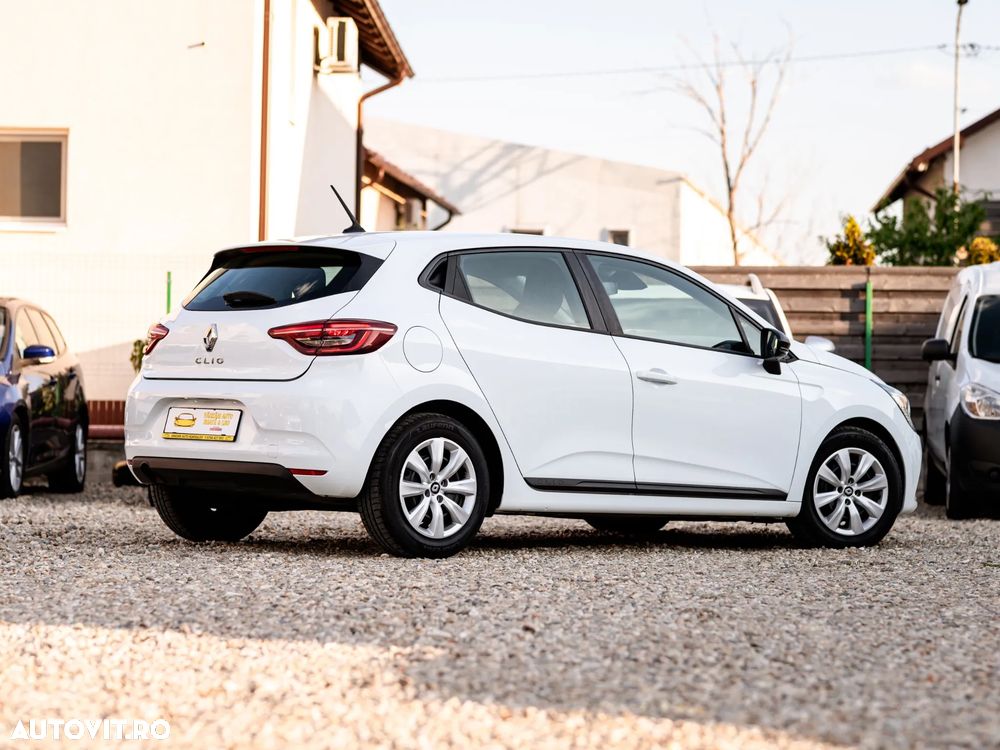 Renault Clio - 14