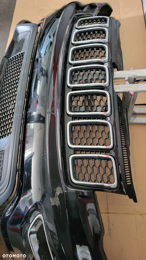 Jeep grand cherokee wk2 2019r zderzak przod - 8