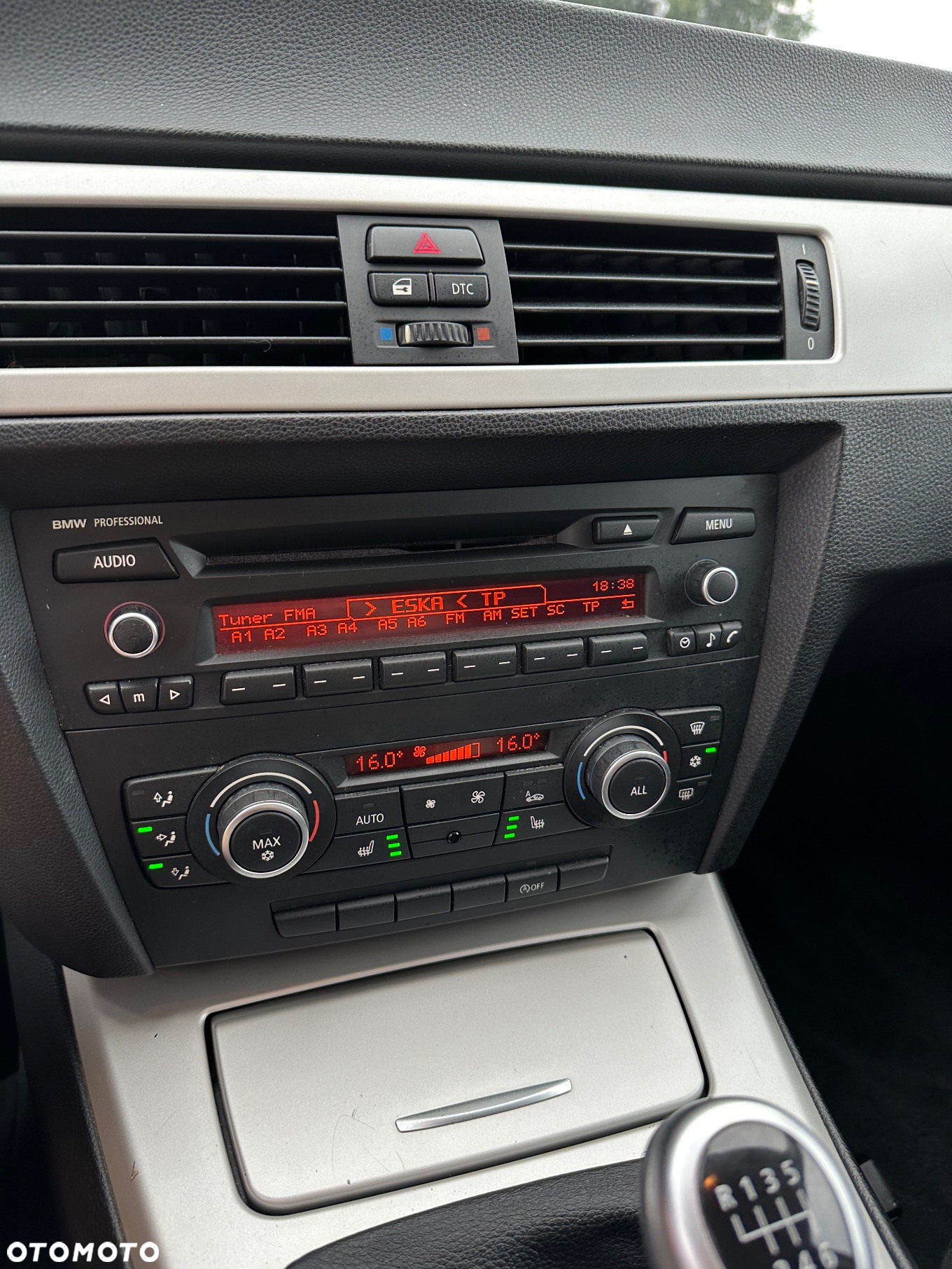 BMW Seria 3 318d Sport Line - 19