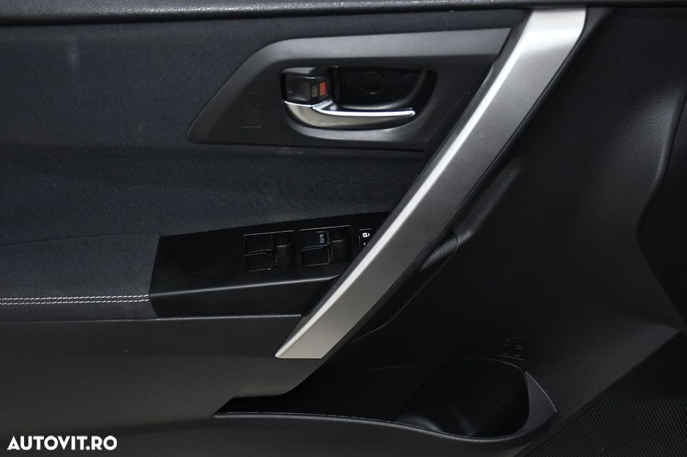 Toyota Auris - 21