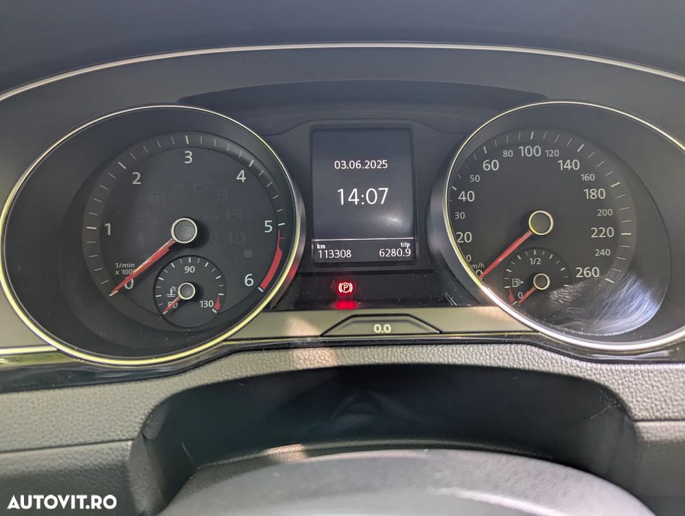Volkswagen Passat 2.0 TDI DSG Comfortline - 1