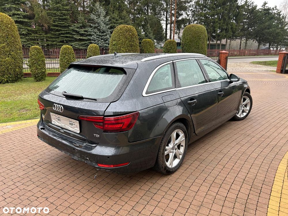 Audi A4 Avant 2.0 TDI S tronic - 5