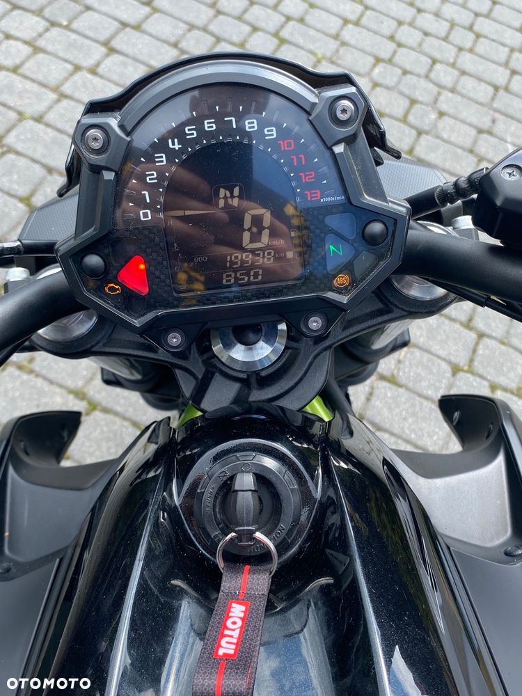 Kawasaki Z 650 - 10