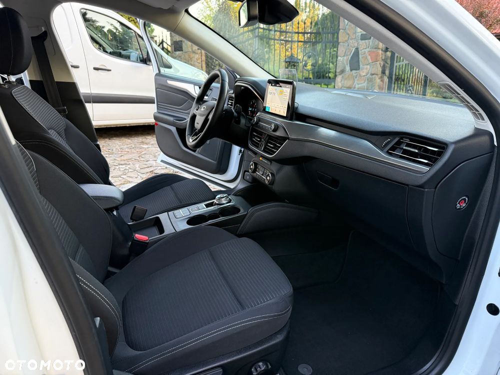 Ford Focus 1.5 EcoBlue Start-Stopp-System TITANIUM - 21