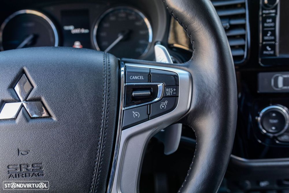 Mitsubishi Outlander 2.0 PHEV Intense - 26