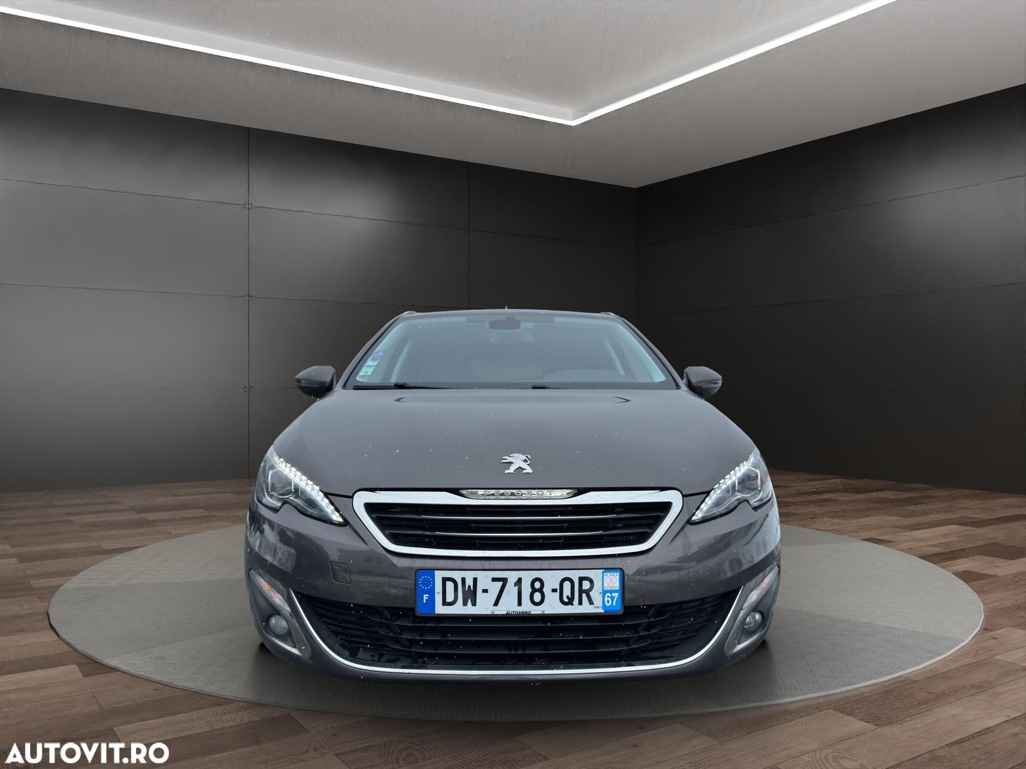Peugeot 308 SW 1.2 L PureTech Turbo Allure Aut. - 15