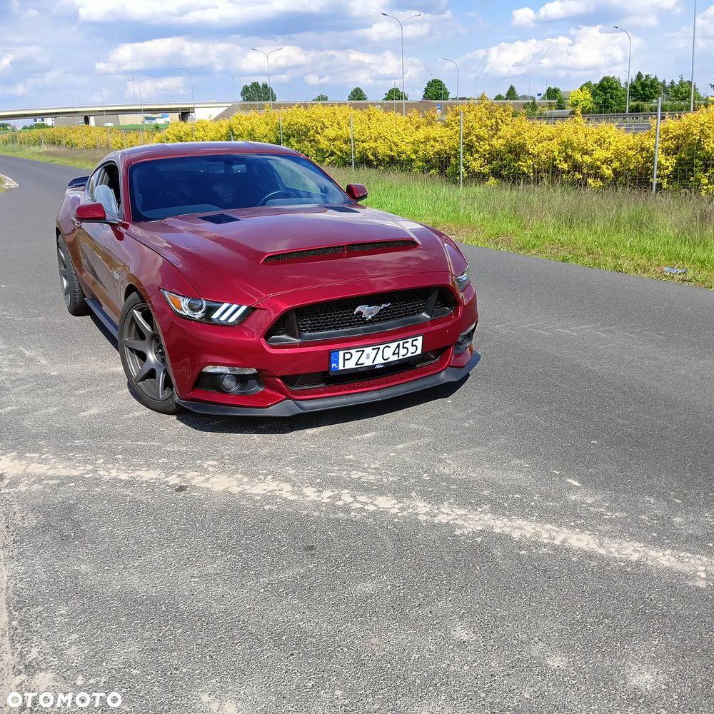 Ford Mustang 5.0 V8 GT - 4
