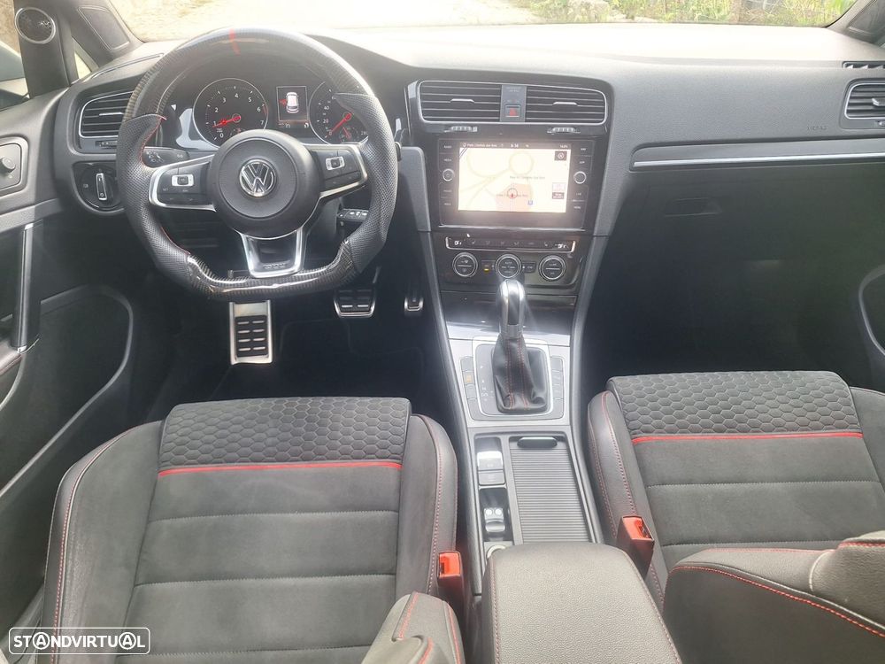 VW Golf 2.0 TSi GTi DSG Performance - 13