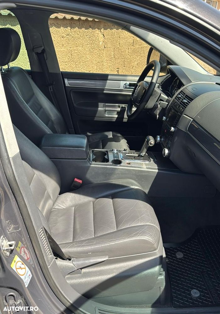 Volkswagen Touareg - 7