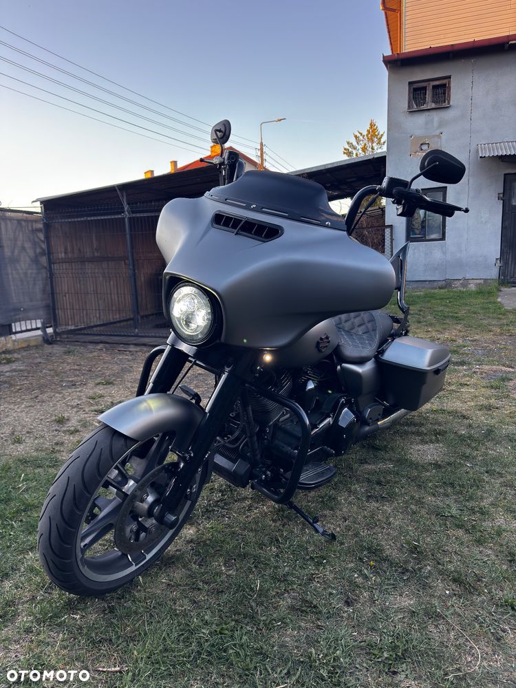 Harley-Davidson FLHXS Special - 4