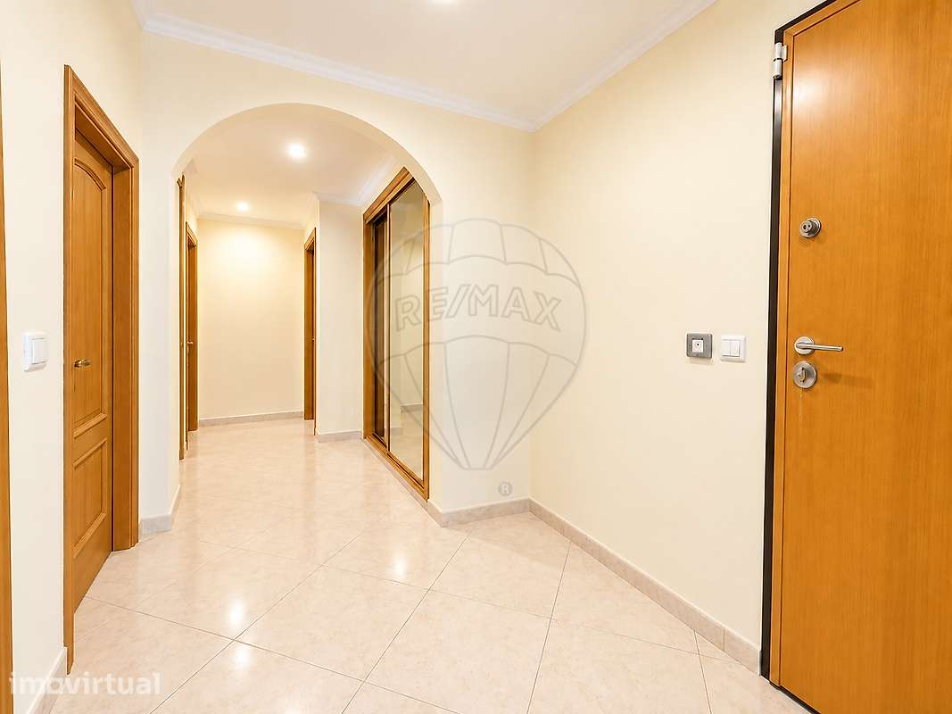 Apartamento T3 para arrendamento - Grande imagem: 2/18