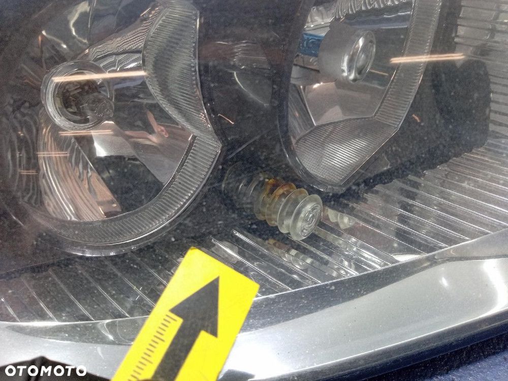 AUDI A2 8Z REFLEKTOR PRAWY PRZÓD LAMPA EU 8Z0941004H - 12