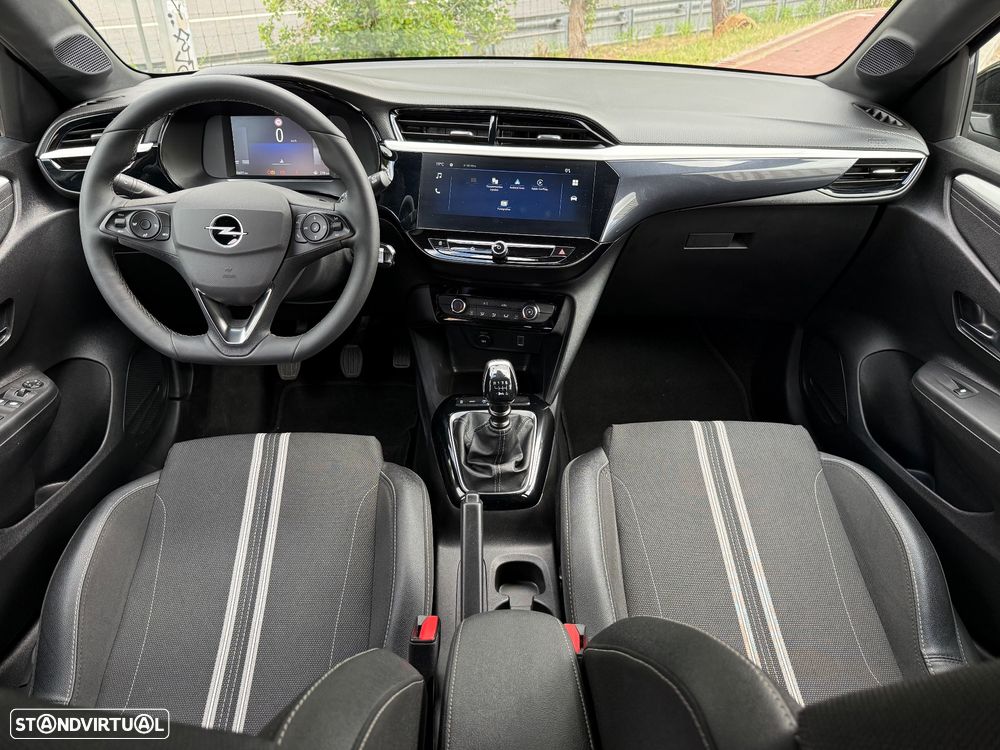 Opel Corsa 1.2 T GS - 39