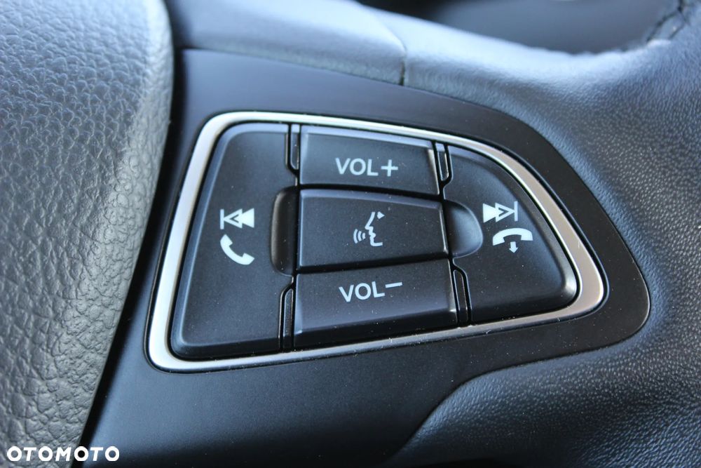 Ford EcoSport 1.0 EcoBoost COOL&CONNECT - 17