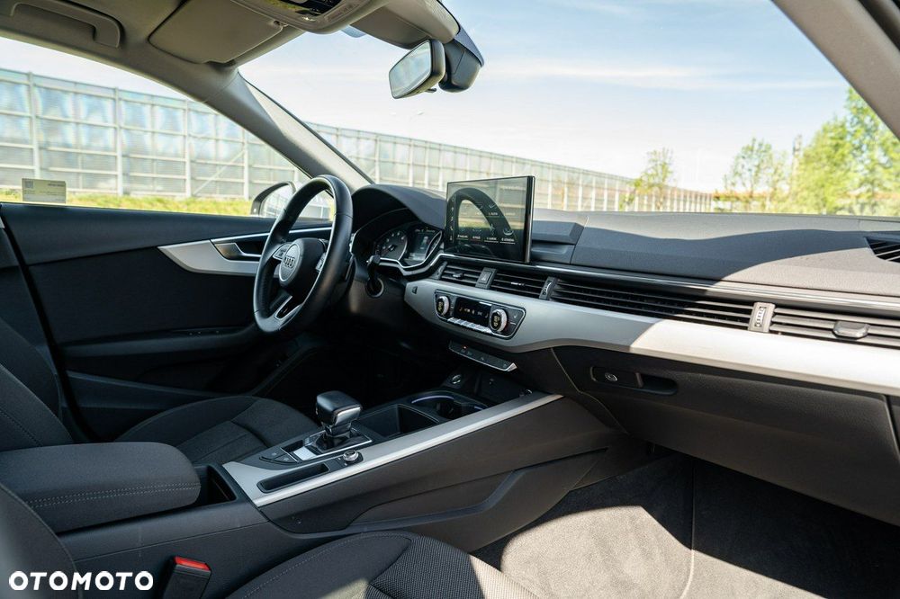 Audi A4 Limousine 35 TFSI mHEV S tronic - 19