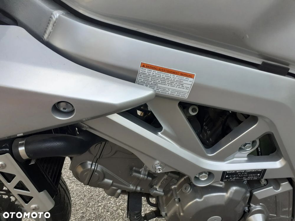 Suzuki SV - 13