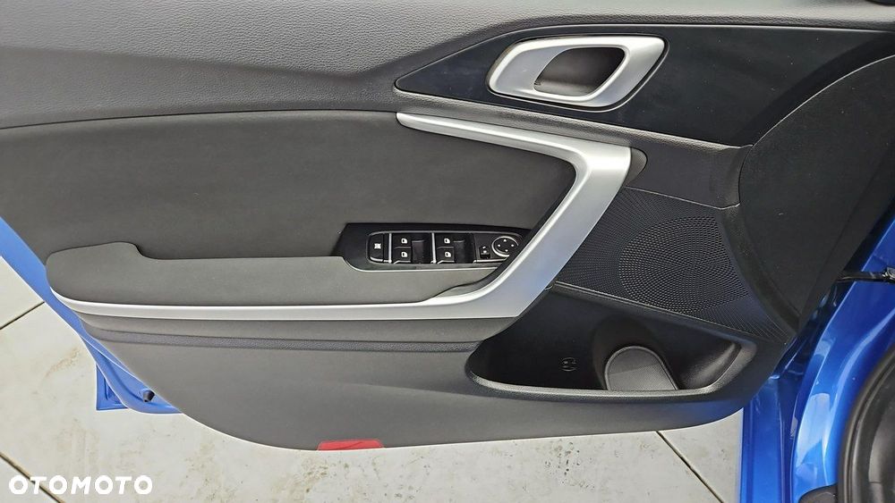 Kia Ceed 1.5 T-GDI S - 10