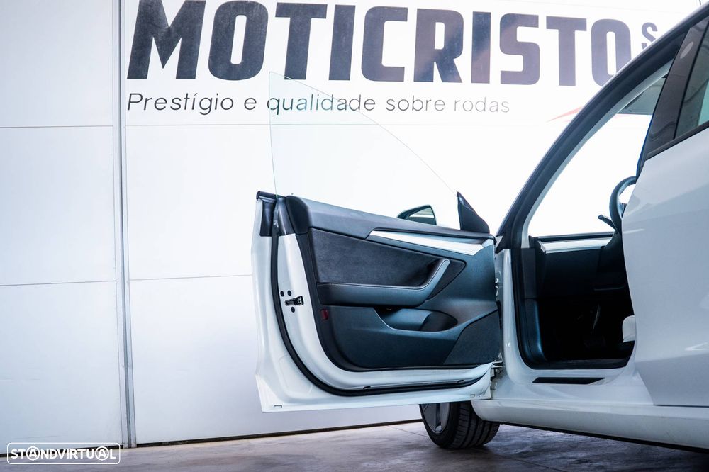 Tesla Model 3 Long Range Tração Integral - 12
