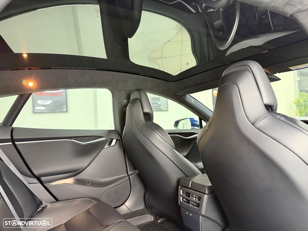 Tesla Model S Performance Ludicrous AWD - 29