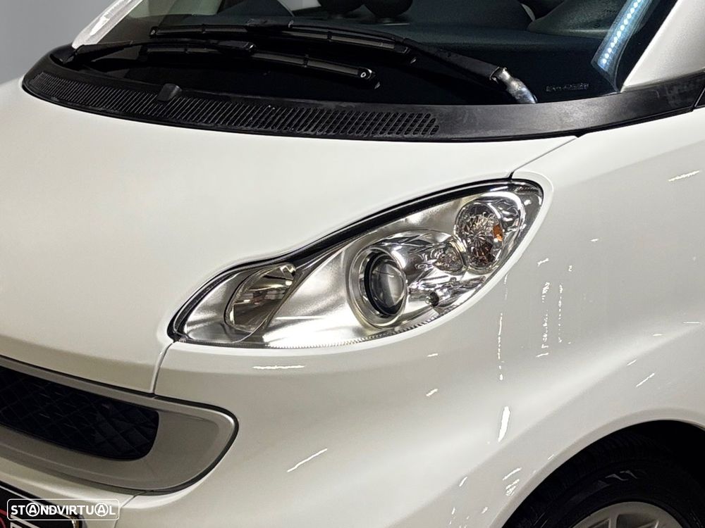 Smart ForTwo Coupé cdi softouch passion dpf - 12