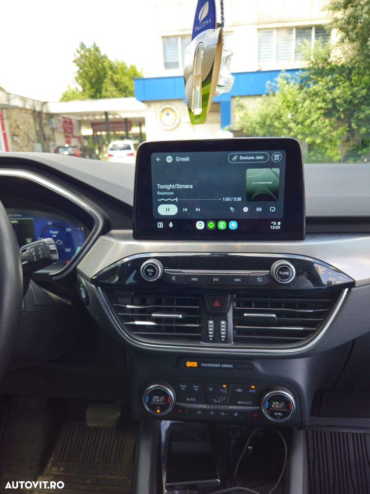 Ford Kuga - 5