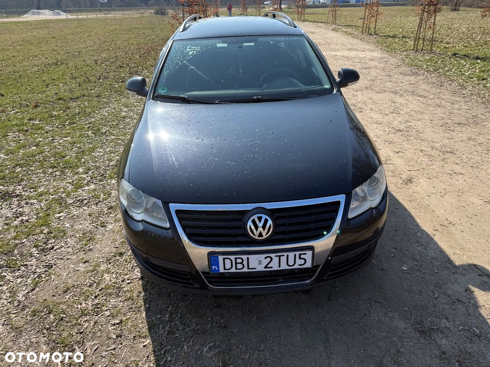 Volkswagen Passat 2.0 TDI DPF Highline - 14