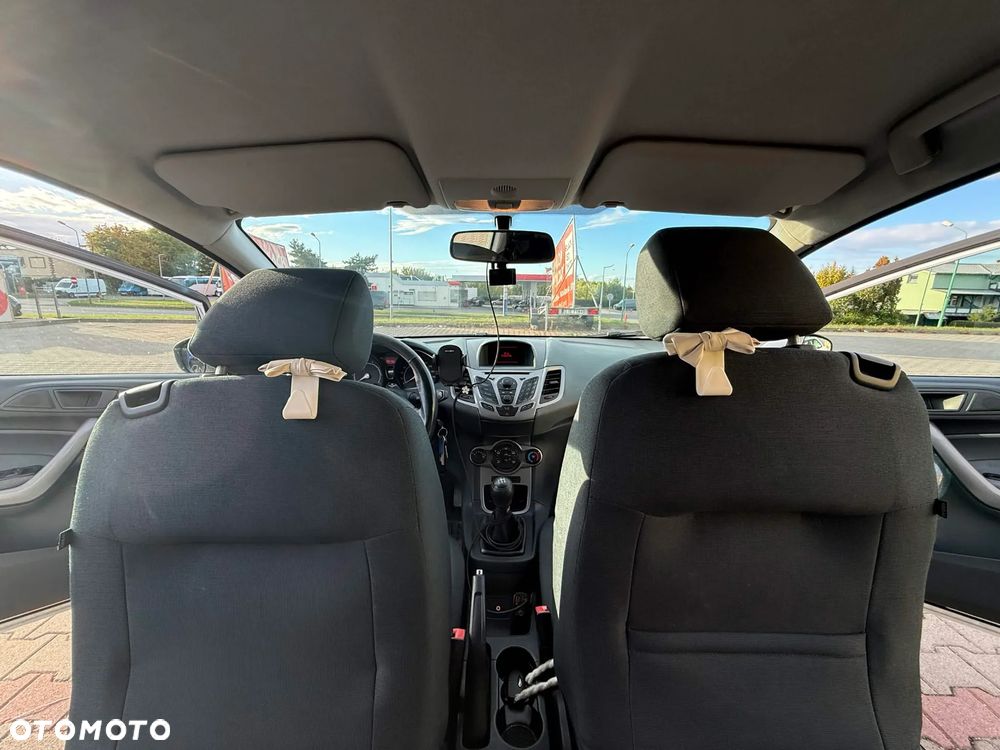 Ford Fiesta - 11