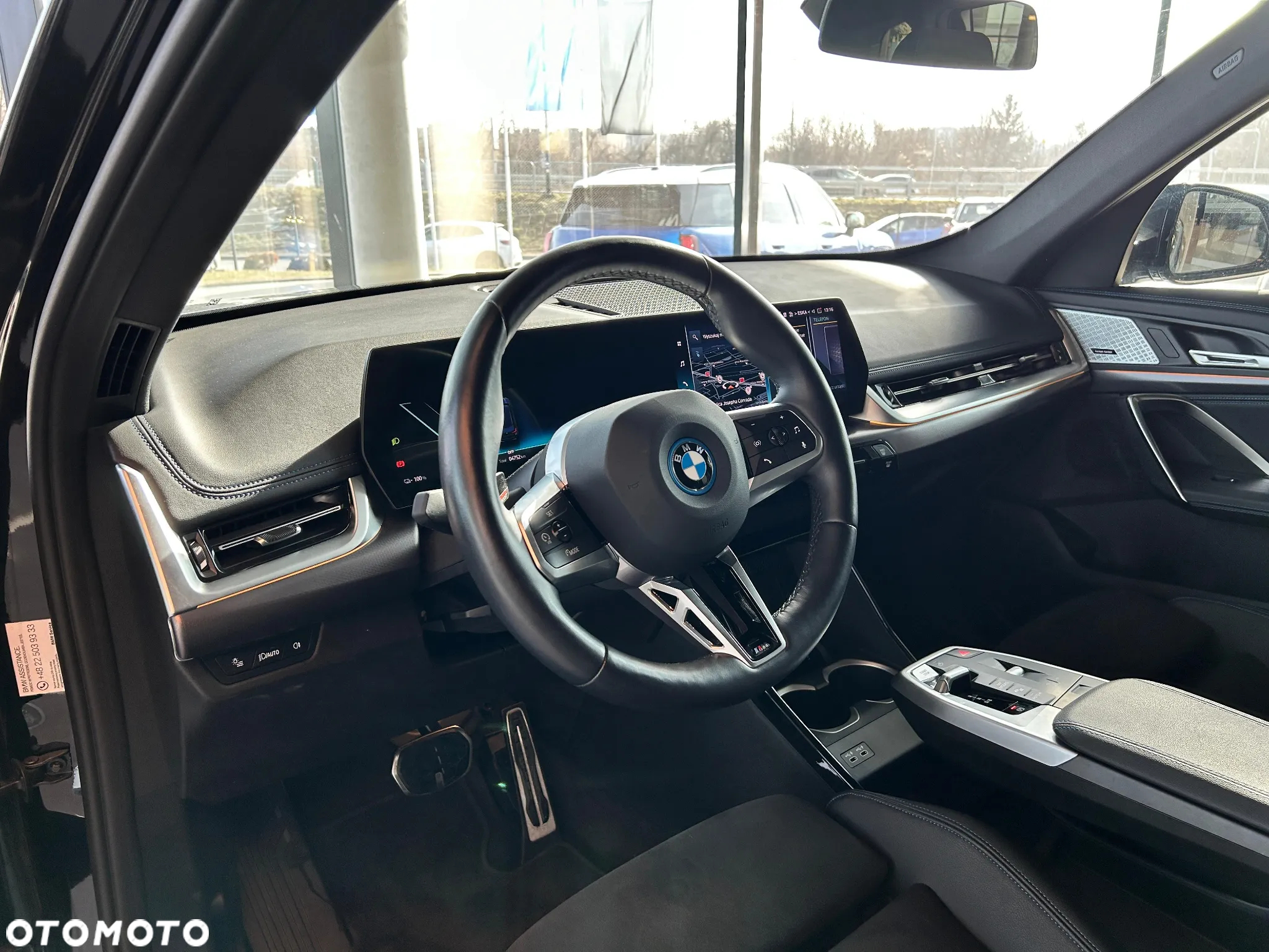 BMW iX1 xDrive30 M Sport - 19