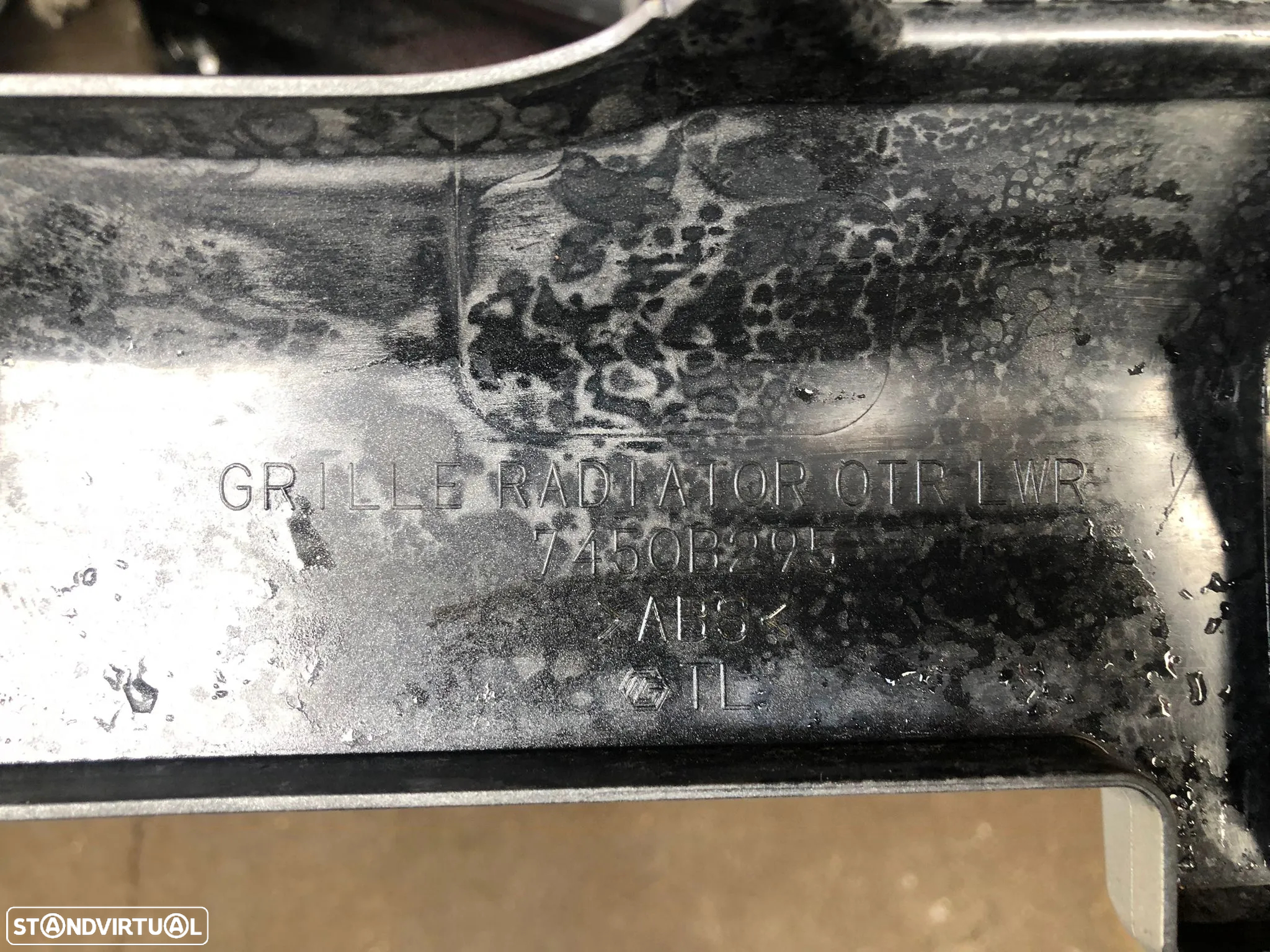 MITSUBISHI L200 PLASTICO PARA CHOQUES FRENTE - PC464 - 8