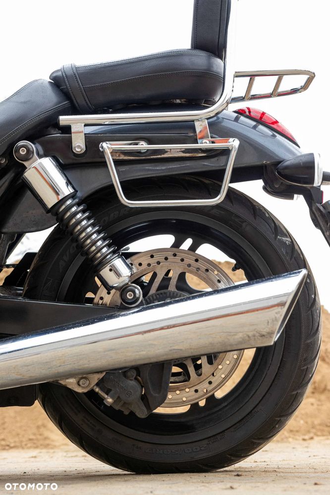 Triumph Thunderbird - 30