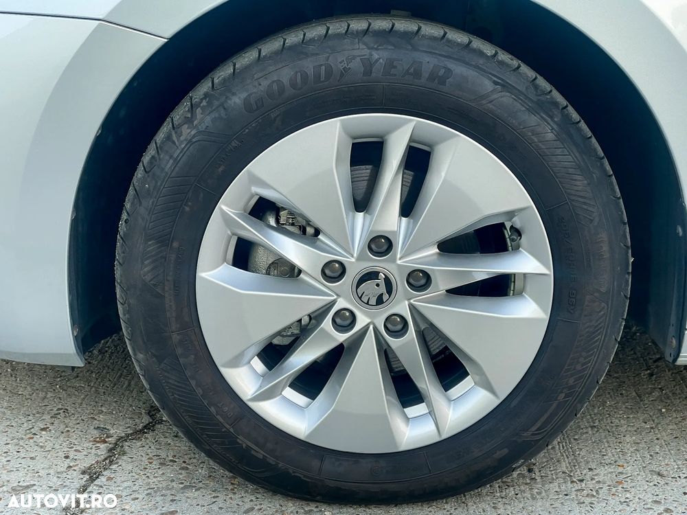 Skoda Octavia 2.0 TDI Ambition - 18