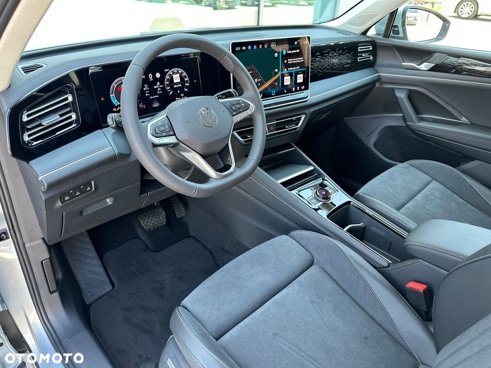 Volkswagen Tiguan 2.0 TDI 4Mot Elegance DSG - 12