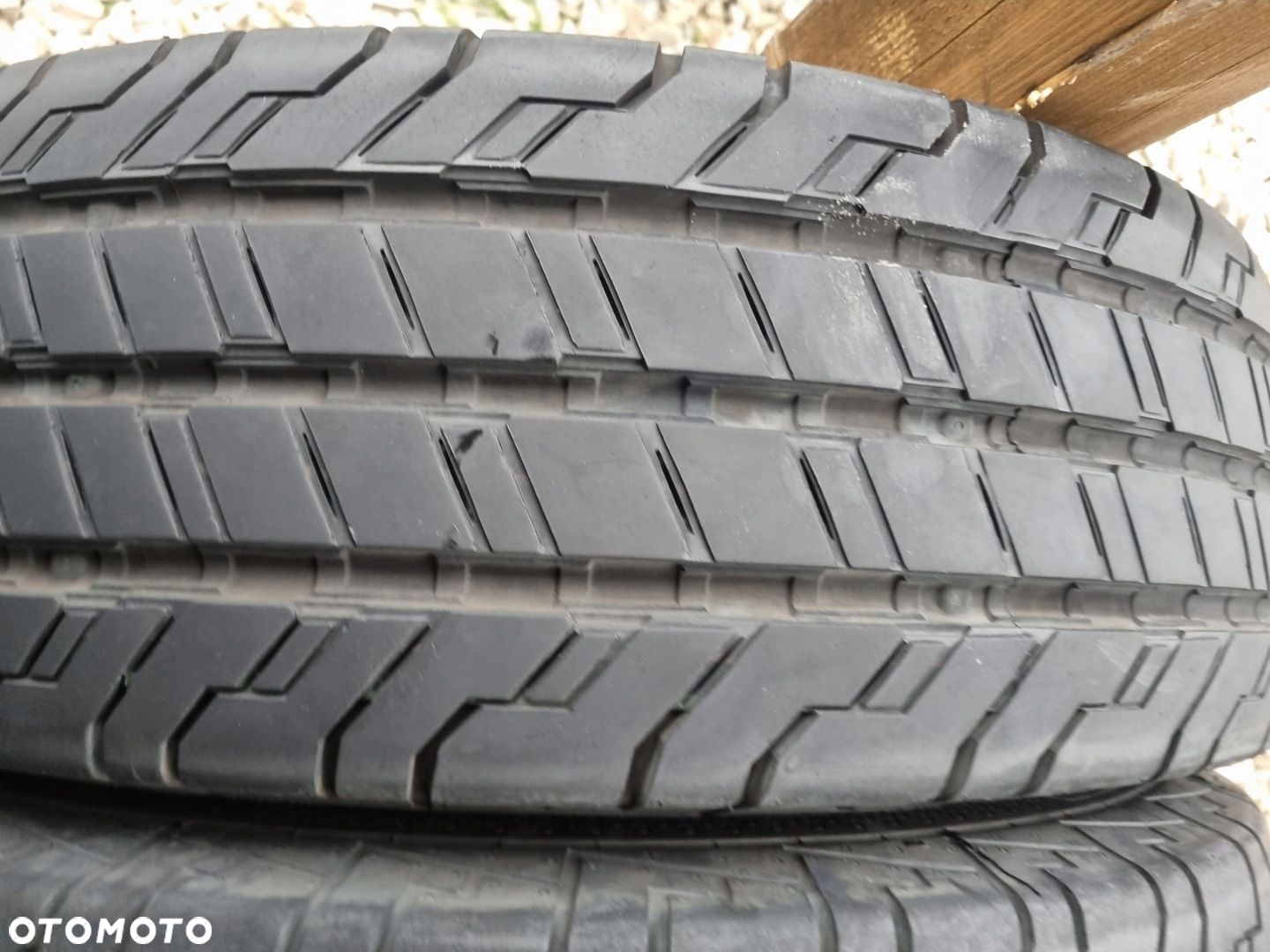 OPONY CONTI VAN CONTACT 100 225/75R16C 118/116R 2021r.4x8mm super stan - 5
