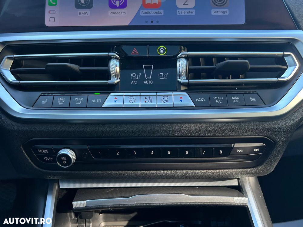 BMW Seria 3 320d xDrive AT MHEV - 12