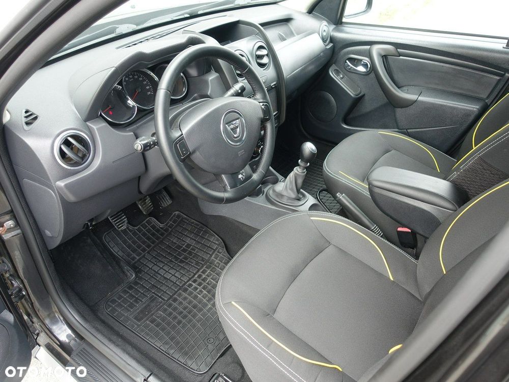 Dacia Duster 1.6 16V 105 4x4 Prestige - 12