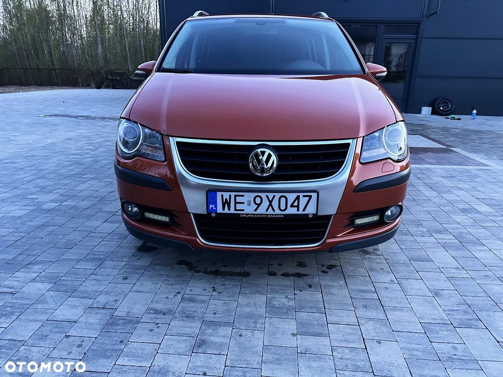 Volkswagen Touran 1.4 TSI Cross - 8