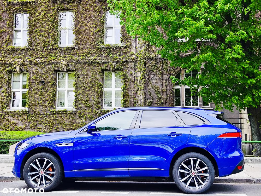 Jaguar F-Pace 2.0 i4D AWD R-Sport - 29