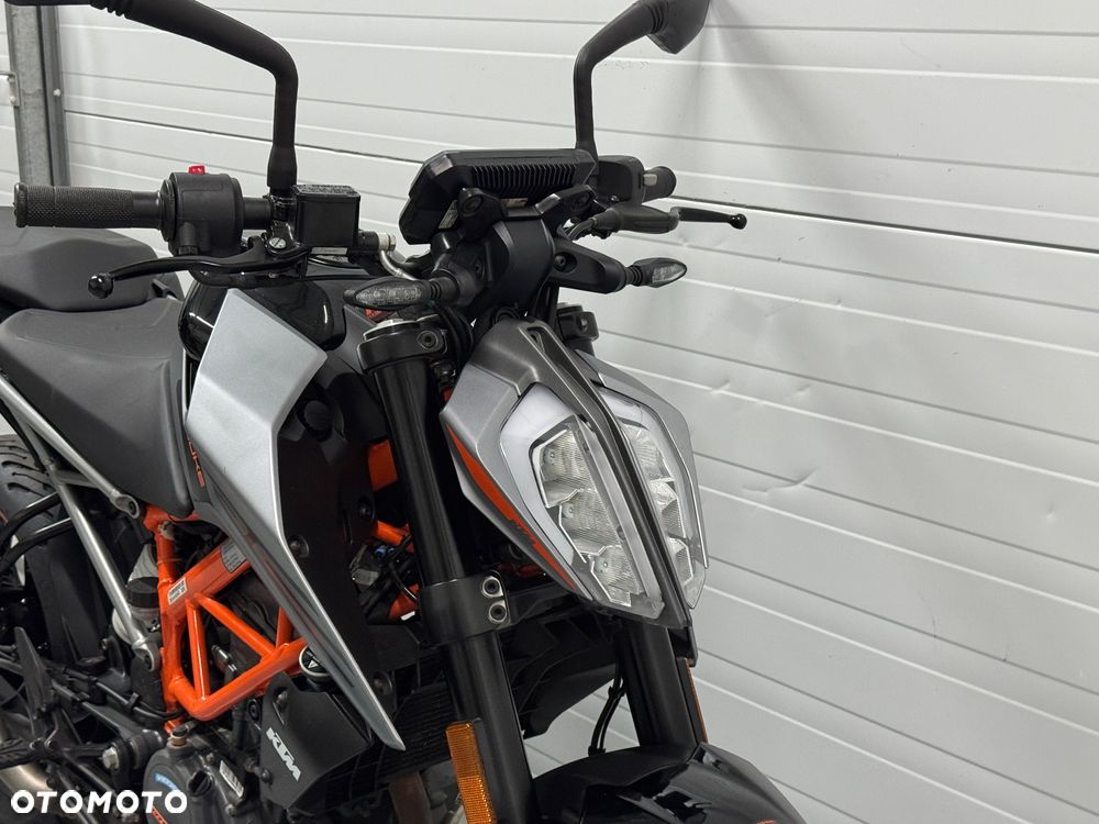 KTM Duke - 13