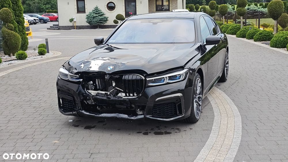 BMW Seria 7 730d xDrive mHEV sport - 2