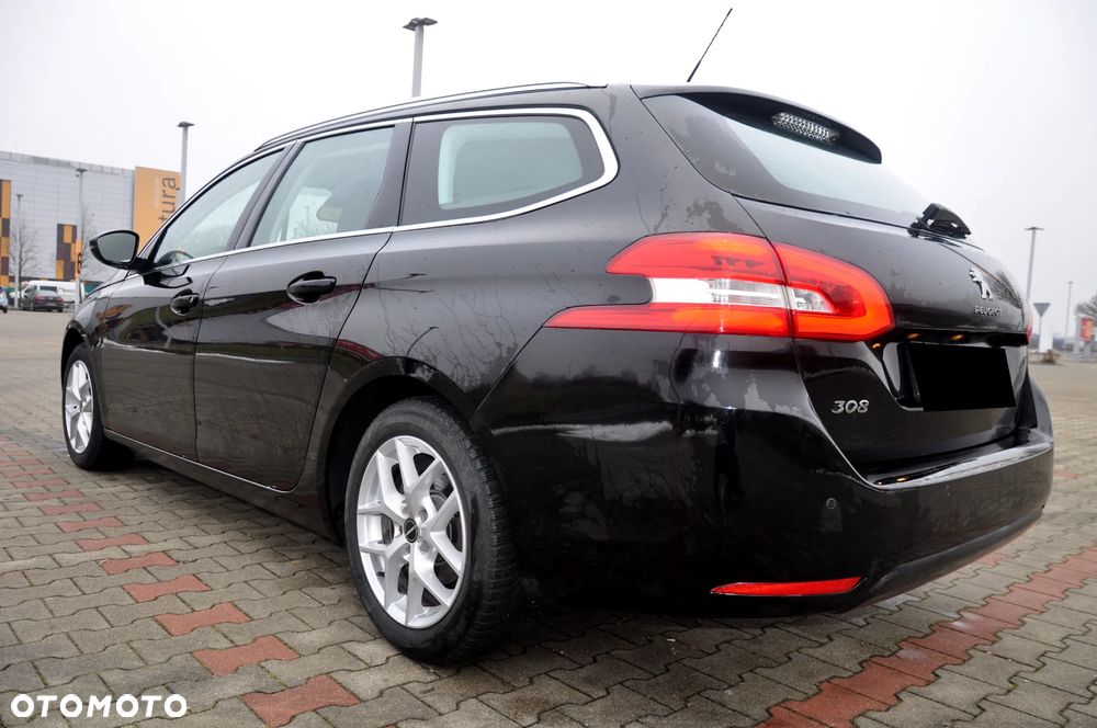 Peugeot 308 BlueHDi 130 EAT8 Black Edition - 14