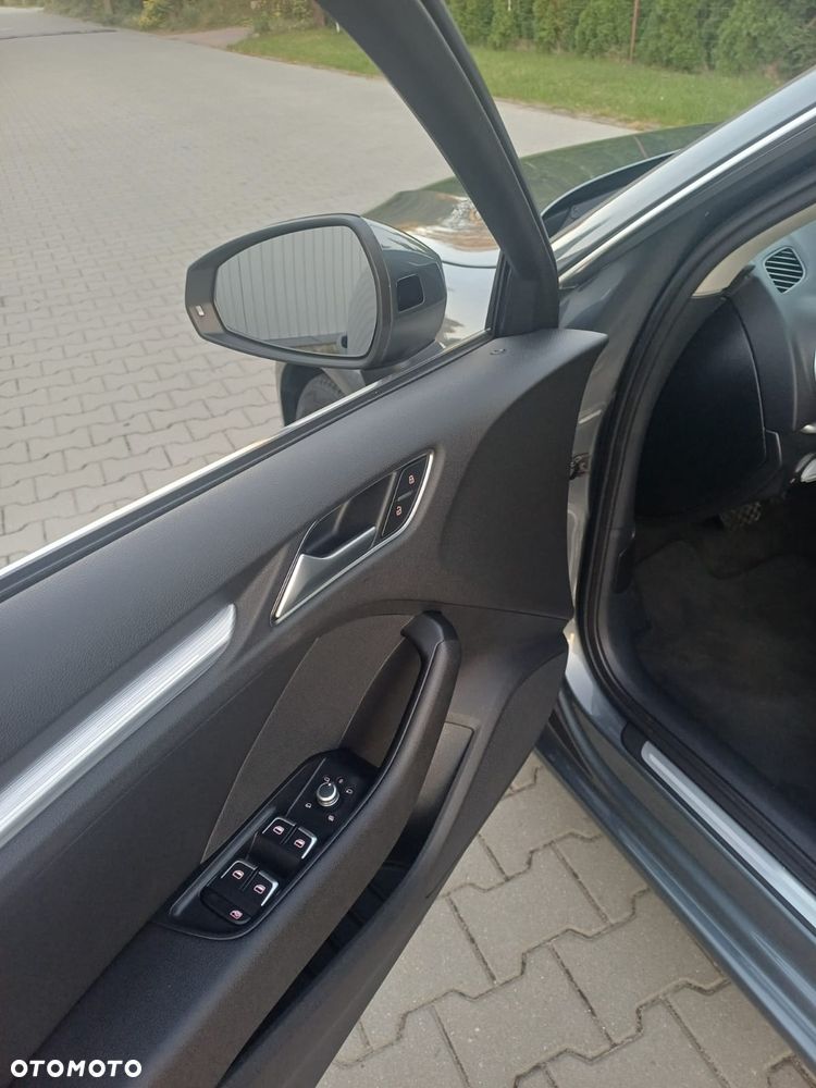 Audi A3 Sportback - 5