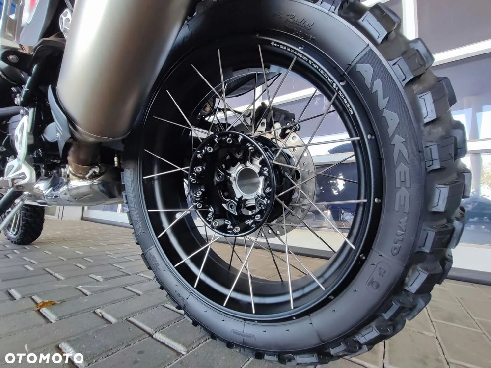 BMW R - 24