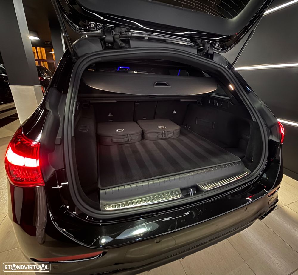 Mercedes-Benz C 300 e AMG Line - 16