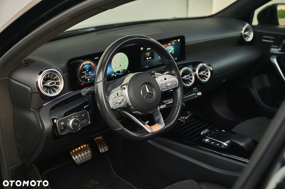 Mercedes-Benz Klasa A 250 e 8G-DCT Edition AMG Line - 24