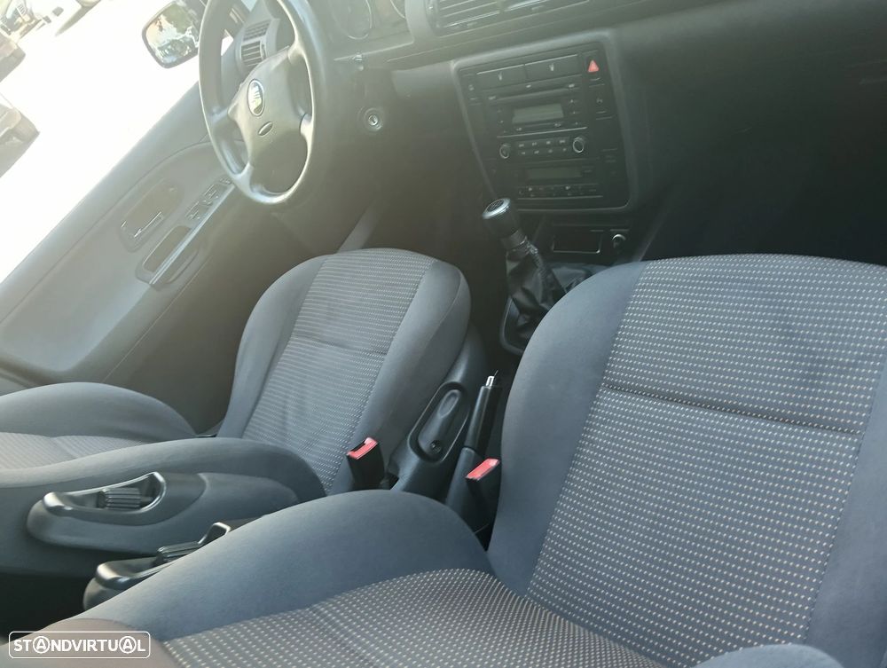 SEAT Alhambra 2.0 TDI Sport - 16