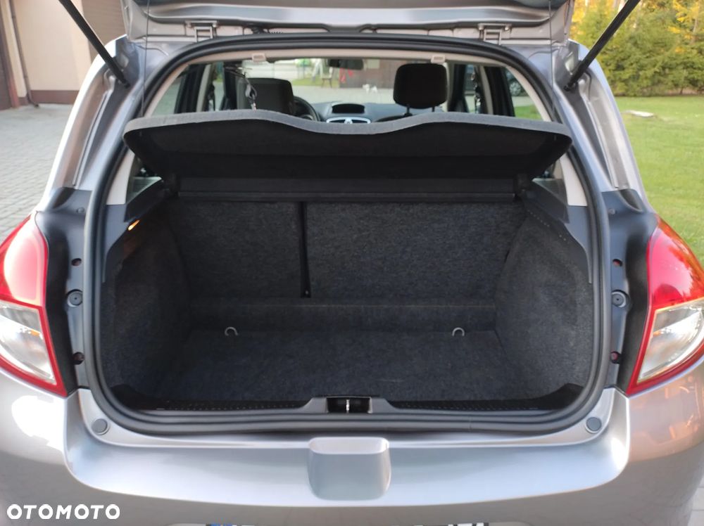 Renault Clio 1.2 16V 75 Dynamique - 25