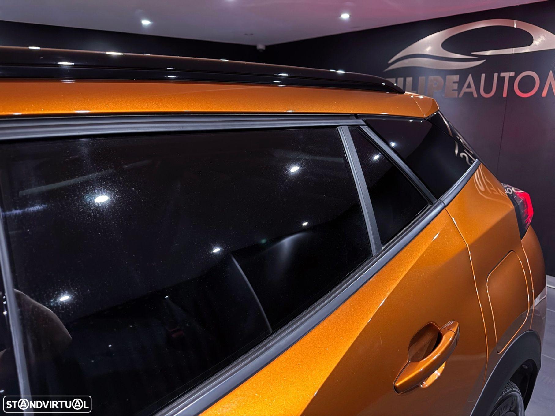Peugeot 2008 1.2 PureTech Allure Pack EAT8 - 9