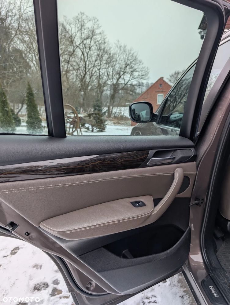 BMW X3 xDrive20d - 9