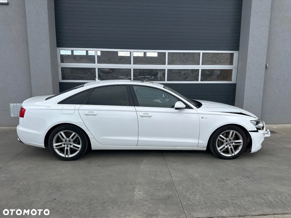 Audi A6 Avant 3.0 TFSI quattro S tronic - 6
